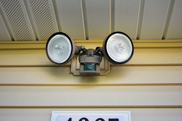 Wall Mount TV Installation Services